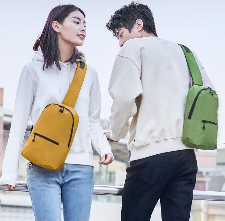 Рюкзак Z Bag Ultra Light Portable Mini Backpack девушка с парнем гуляют
